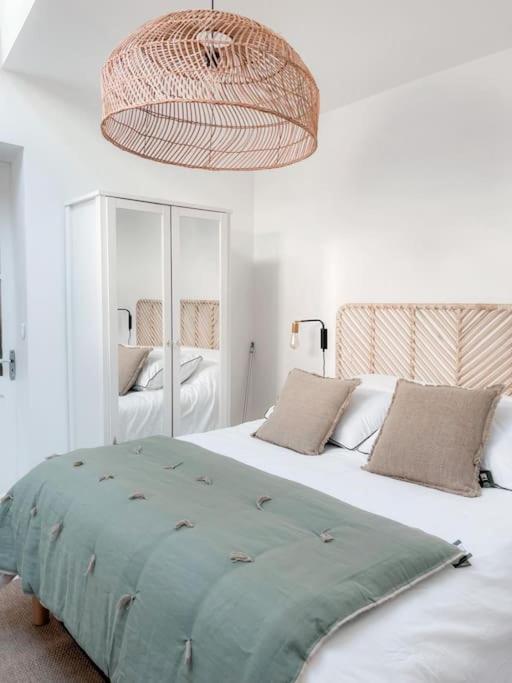 קסיס Petit Patio - 2 Chambres - Centre Ville - Climatisation מראה חיצוני תמונה