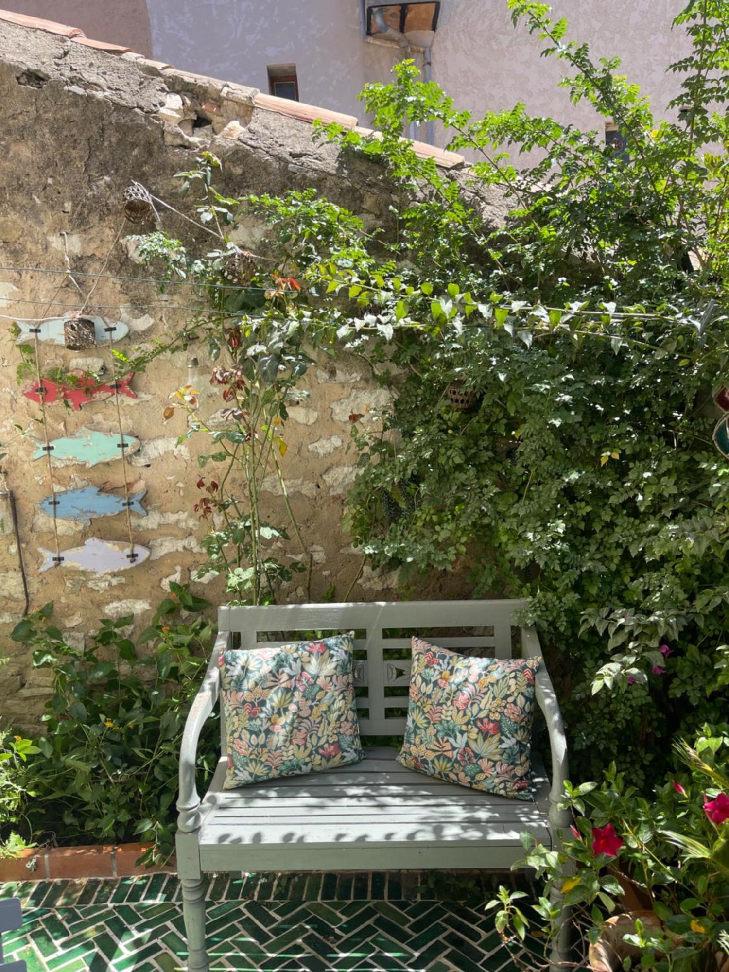 קסיס Petit Patio - 2 Chambres - Centre Ville - Climatisation מראה חיצוני תמונה